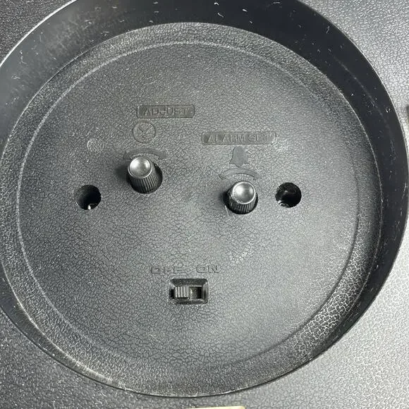 1978 "The Big Fat" 17" Garfield Alarm Clock Sunbeam 883-100 Vintage WORKS - READ - Picture 11 of 12